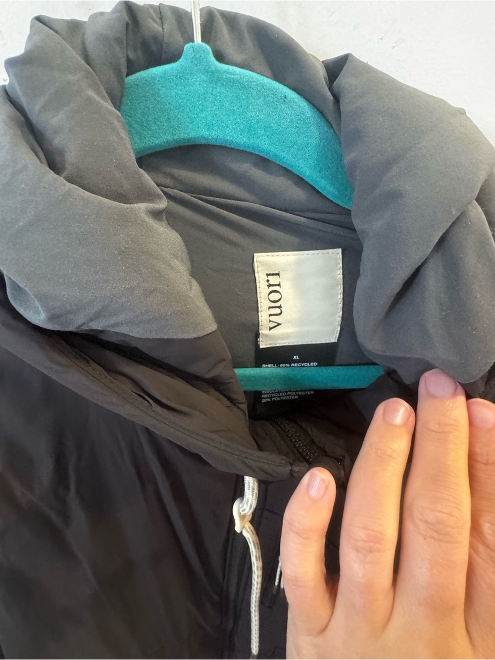 EUC Vuori Tahoe Jacket - Black - Picture 4 of 4